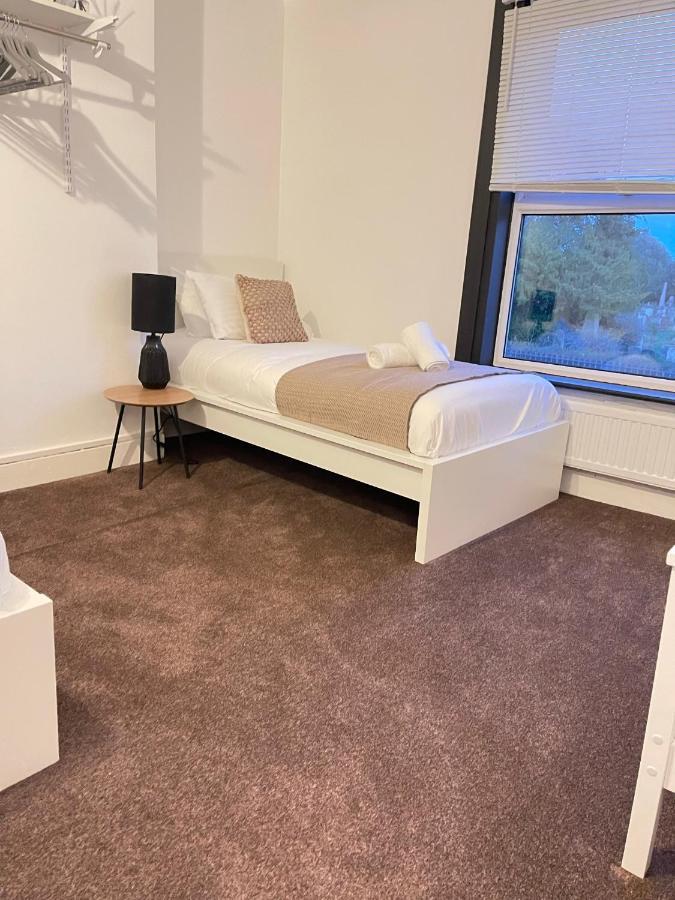 Jasper's Pet-Friendly Family Haven Villa Cambridge  Exterior photo